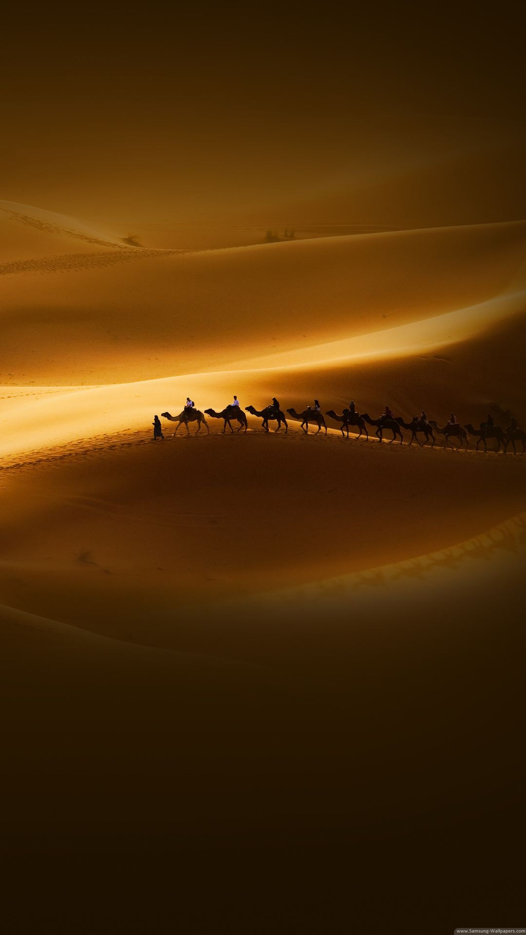 砂漠の旅 Iphone Wallpapers