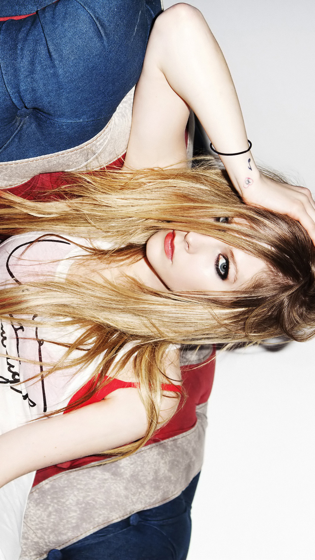 Avril Lavigne Iphone Wallpapers