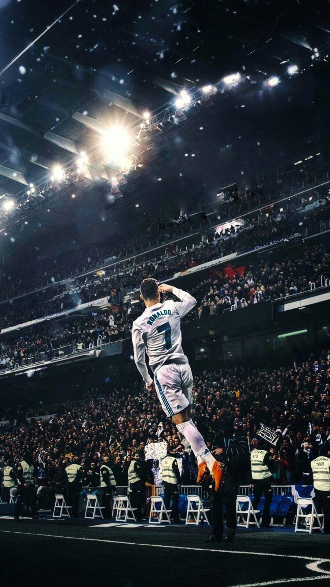 Cristiano Ronaldo | iPhone Wallpapers