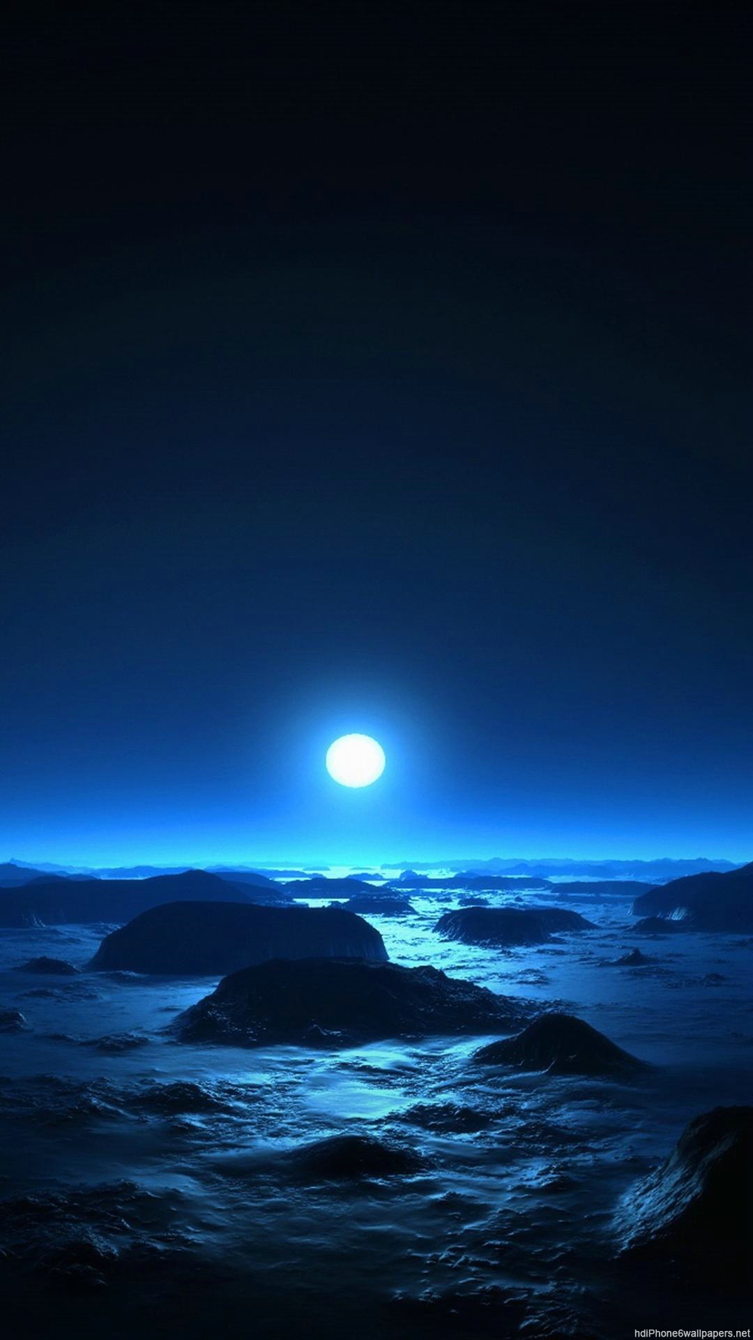 Sea of night lit by the Moon | iPhone Wallpapers