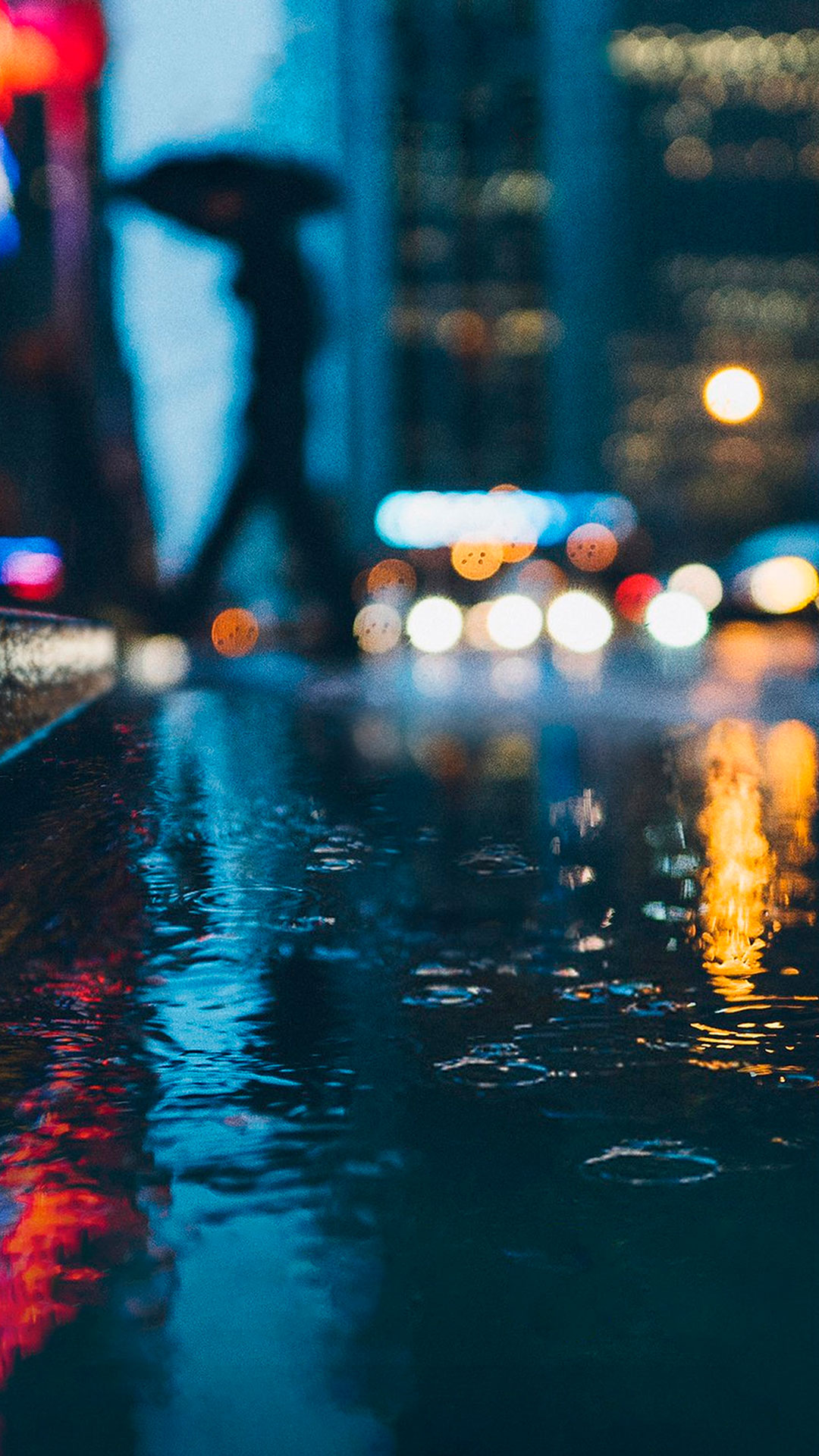 夜の雨の街 Iphone Wallpapers